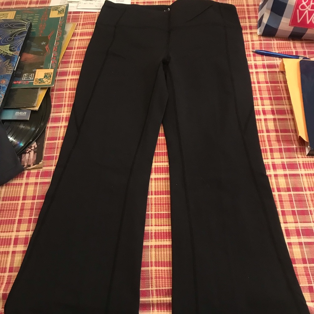 Never worn Black Athleta Yoga Pants